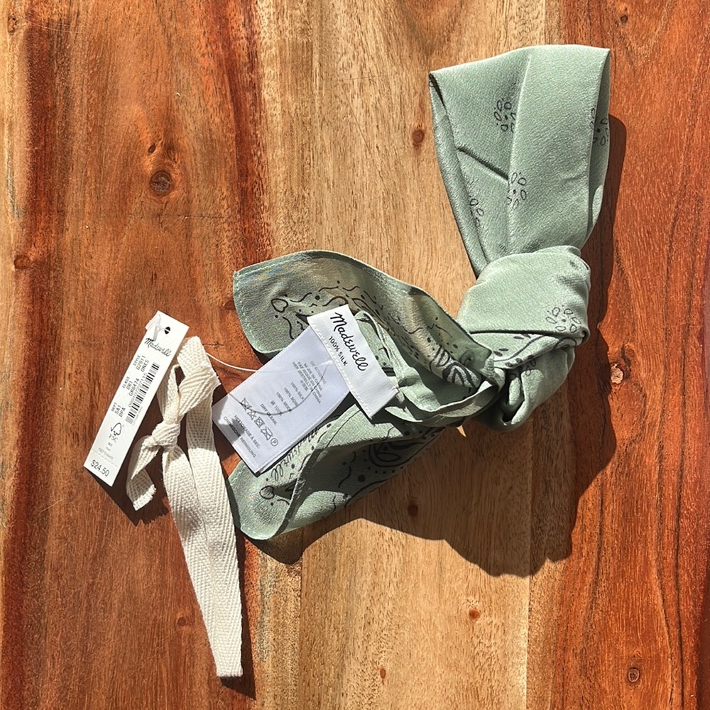 NWT • Madewell • 100% silk bandana